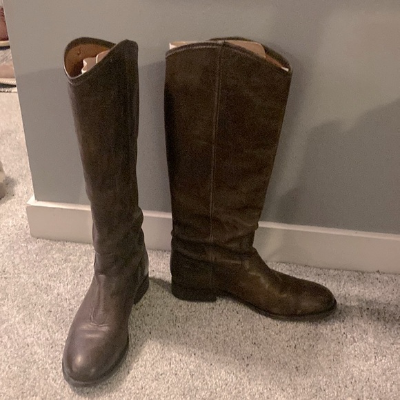 Frye Boots Size 7 - Picture 2 of 6